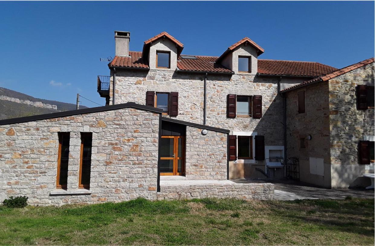 Auberge De Jeunesse Hi Millau La Maladrerie 외부 사진